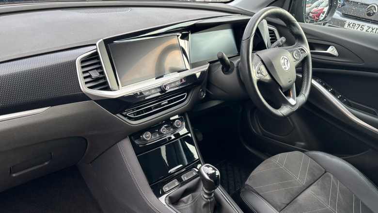 Vauxhall Grandland 1.2 Turbo Ultimate 5dr Petrol Hatchback